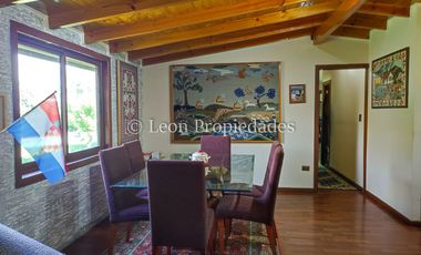 Leon Propiedades vende hermosa parcela con casa en sector Lo Águila , Curacaví.