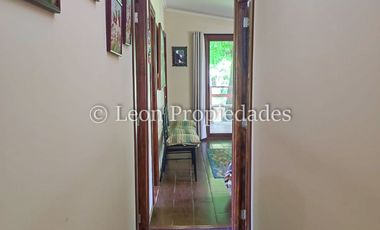 Leon Propiedades vende hermosa parcela con casa en sector Lo Águila , Curacaví.