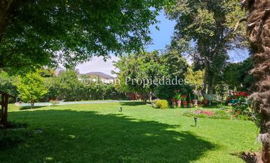 Leon Propiedades vende hermosa parcela con casa en sector Lo Águila , Curacaví.