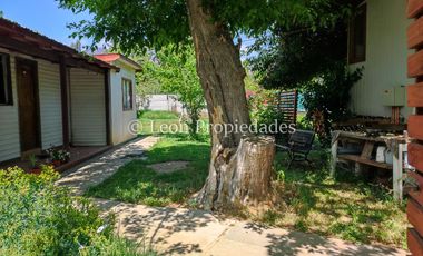 Leon Propiedades vende hermosa parcela con casa en sector Lo Águila , Curacaví.