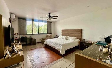 SE VENDE CASA DÚPLEX EN URB. LA PUNTILLA – VÍA A SAMBORONDÓN.