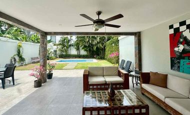 SE VENDE CASA DÚPLEX EN URB. LA PUNTILLA – VÍA A SAMBORONDÓN.