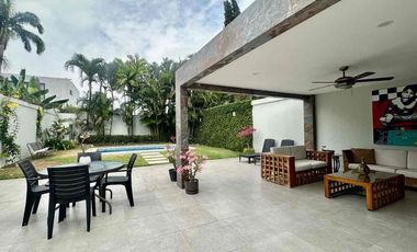 SE VENDE CASA DÚPLEX EN URB. LA PUNTILLA – VÍA A SAMBORONDÓN.