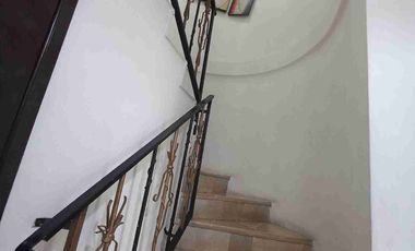 Venta casa San Felipe Norte de Guayaquil.  con oficina y consultorio