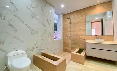 Casa Campestre de lujo con vista a la ciudad en zona residencial exclusiva rodeada por naturaleza