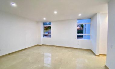 Casa Campestre de lujo con vista a la ciudad en zona residencial exclusiva rodeada por naturaleza