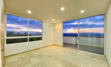 Casa Campestre de lujo con vista a la ciudad en zona residencial exclusiva rodeada por naturaleza