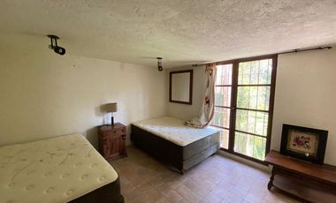 SE RENTA CASA 3 RECAMARAS AMPLIO JARDIN FRACCIONAMIENTO SAN JOSE DEL PUENTE