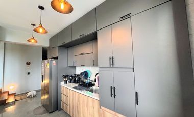 Casa Moderna con 6 Habitaciones, 11 baños, 1 Apto y full zona social en Ruitoque Alto