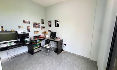 Casa Moderna con 6 Habitaciones, 11 baños, 1 Apto y full zona social en Ruitoque Alto