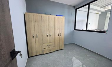 Casa Moderna con 6 Habitaciones, 11 baños, 1 Apto y full zona social en Ruitoque Alto