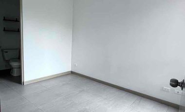 Vendo Apartamento con parqueadero en sótano