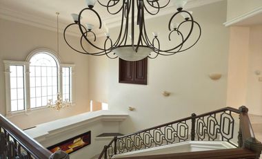 Residencia Estilo Francés en Venta – Fracc. Villa Encantada, Tampico