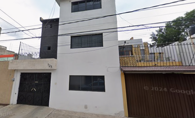 PRADO VALLEJO, GRAN OPORTUNIDAD, No se deje SORPRENDER NI ENGAÑAR, la firma es EN LA NOTARÍA