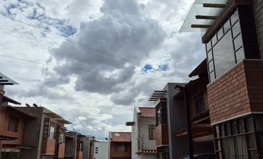 Casa en venta 3 habitaciones - Ricaurte