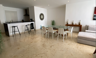 Amplio departamento de 3 cuartos en renta. A dos cuadras de la 5ta y caminando a la playa.