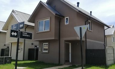 Arriendo casa en Condominio