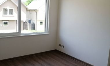 Arriendo casa en Condominio