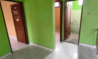 Di Sewakan rumah cocok buat kantor atau keluarga di Monjali dlm ringroad dkt ugm