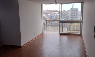 Alquiler departamento 3D 70m2 Condominio Alcazar, Excelente Ubicación