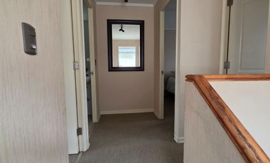 Amplia casa dentro de condominio en San Pedro de la Paz