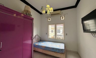 Dijual rumah dengan perabotan bersih nyaman lokasi jalan Swadaya Palembang