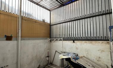 Dijual rumah dengan perabotan bersih nyaman lokasi jalan Swadaya Palembang