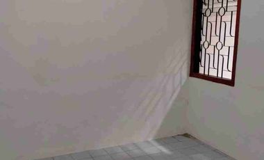 Dijual cepat rumah siap renovasi di Perumahan Bekasi Kaya Indah, Bekasi