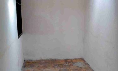 Dijual cepat rumah siap renovasi di Perumahan Bekasi Kaya Indah, Bekasi