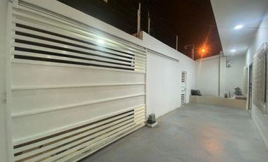 SE VENDE CASA FAMILIAR AMPLIA CON ESPACIOS MODERNO