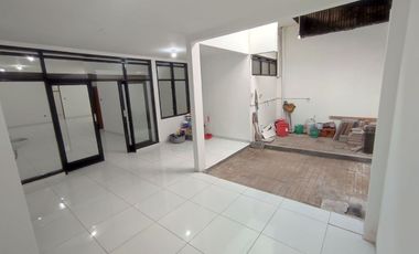 Rumah 2 Lantai Siap Huni di Jalan Leuwi Sari Bandung