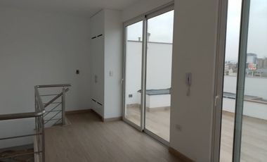 Grand depa duplex de 200m2 en Miraflores de 4 habitaciones + estudio