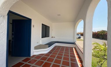 VILLAMIL PLAYAS VENDO CASA DE UNA PLANTA EN URBANIZACION ANACAPRI 2 CON SALIDA AL MAR