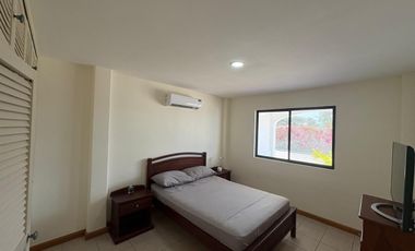 VILLAMIL PLAYAS VENDO CASA DE UNA PLANTA EN URBANIZACION ANACAPRI 2 CON SALIDA AL MAR