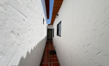 VILLAMIL PLAYAS VENDO CASA DE UNA PLANTA EN URBANIZACION ANACAPRI 2 CON SALIDA AL MAR