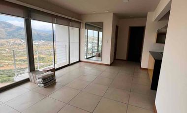 EN RENTA DEPARTAMENTO CON VISTA AL CAMPO DE GLOF TRES MARÍAS Y ROOF