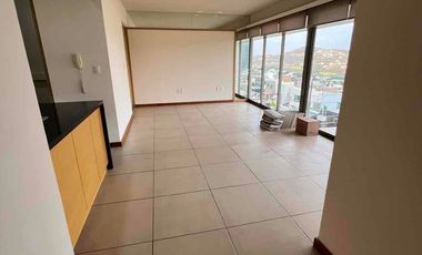 EN RENTA DEPARTAMENTO CON VISTA AL CAMPO DE GLOF TRES MARÍAS Y ROOF