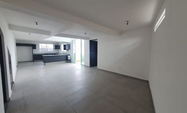 Por Ubicacion Y Precio Se Va Rapido!! Casa En Fraccionamiento Real De Oaxtepec Solo Con Recursos Propios, No Infonavit, Agenda Tu Visita Con 48 Horas