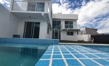 Por Ubicacion Y Precio Se Va Rapido!! Casa En Fraccionamiento Real De Oaxtepec Solo Con Recursos Propios, No Infonavit, Agenda Tu Visita Con 48 Horas