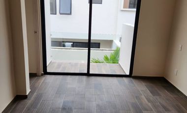 EN VENTA CASA EN RIO RESIDENCIAL