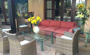 Venta de casa sola en una planta.