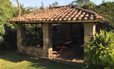 Venta de casa sola en una planta.