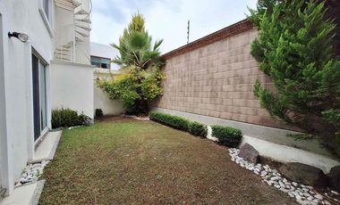 Casa en venta en Cluster 888, Lomas de Angelópolis I,  excelente ubicación cerca de Sonata