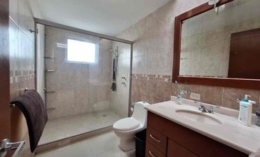 Casa en venta en Cluster 888, Lomas de Angelópolis I,  excelente ubicación cerca de Sonata