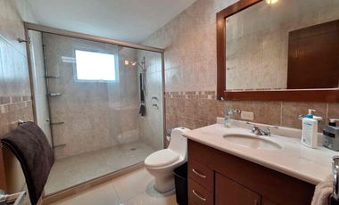 Casa en venta en Cluster 888, Lomas de Angelópolis I,  excelente ubicación cerca de Sonata