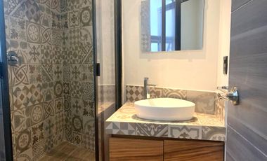 RENTA DE DEPARTAMENTO NUEVO, 2 RECAMARAS, 2 BAÑOS, 2 ESTACIONAMIENTOS, EN ZONA SAN ANDRES CHOLULA. UBICADO FRENTE A CHIPILO (SAN FRANCISCO ACATEPEC).