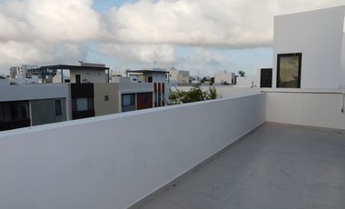 Casa en renta amueblada arbolada residencial; Cancún Q. Roo