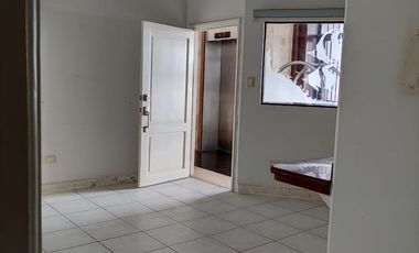 Condominio Aldilá: San Lorenzo - Salinas, suite con salida directa al mar.