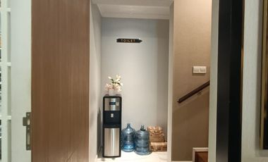 Dijual Ruko 2 Lantai Full Perabot Mewah di Koplek Ruko Solo Baru