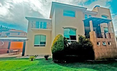 Renta de Casa Loma de Valle Escondido